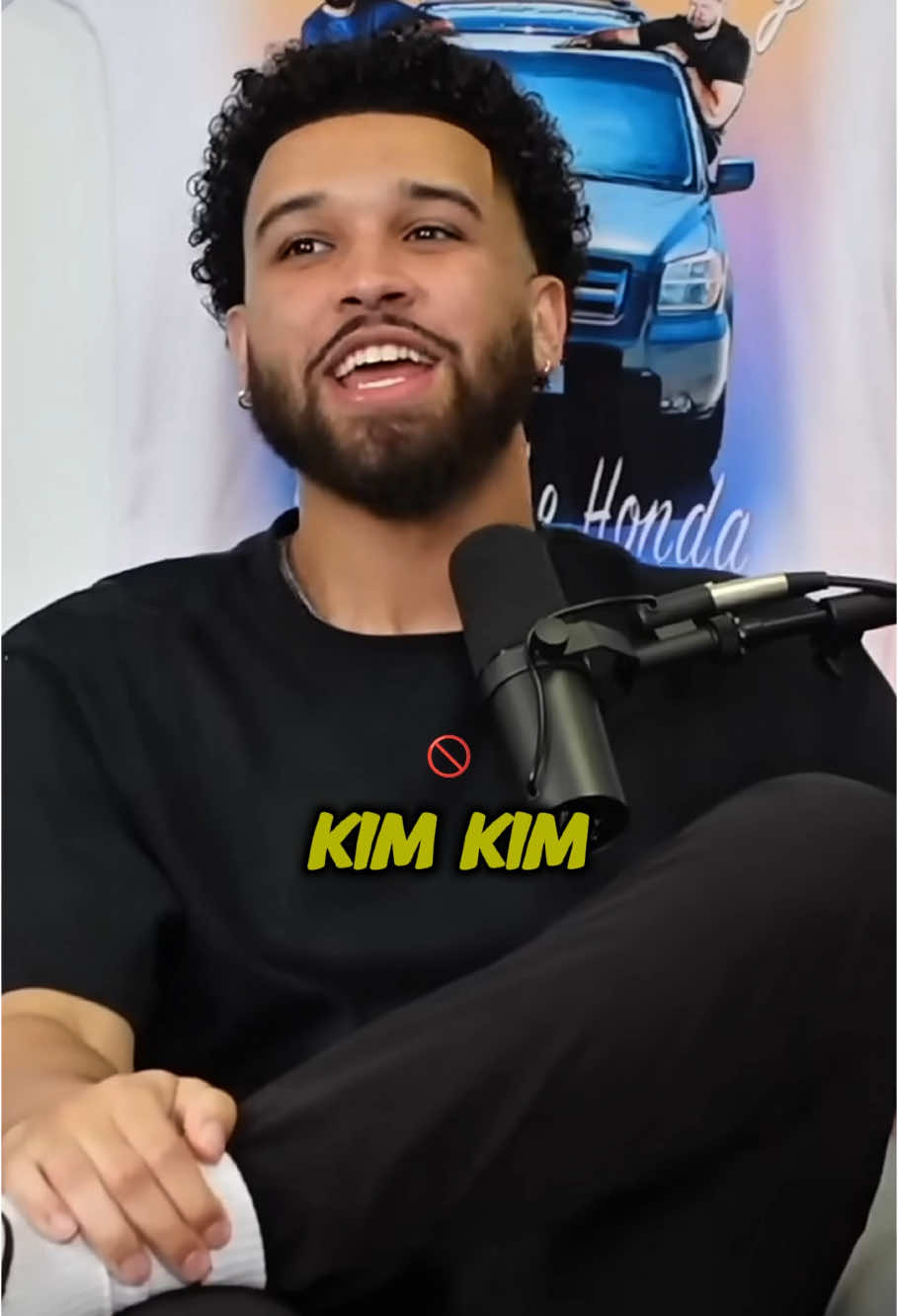 Who is the meanest friend? 🤣😍 #youshouldknowpodcast #yskpodcast #podcast #podcastclips 