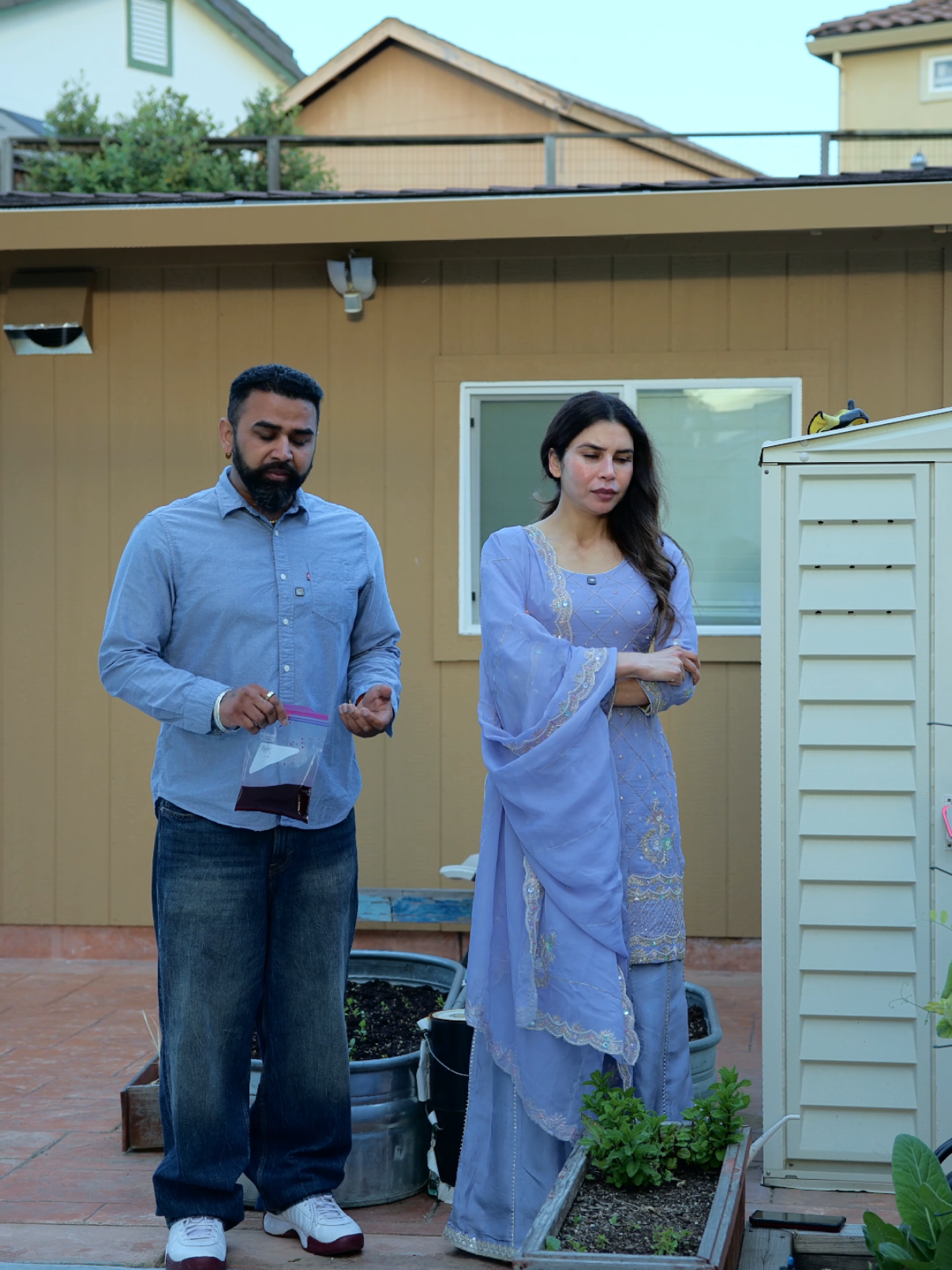 Toxic Relationship do need Doctor and lawyer 😒..#usa #family #canada_life🇨🇦 #tiktokpakistan #explore #motivation #foryoupage #tiktok #fun #mrmrsdhesi 