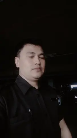 Yang paling saya benci adalah perpisahan