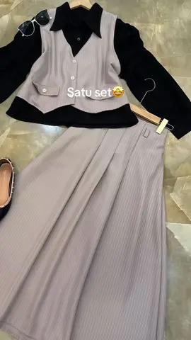 Paket lengkap hemat#oneset #bajuwanita #setelanwanita #pakaianwanita #promotiktok #gratisongkir #bisacod #bayarditempat 