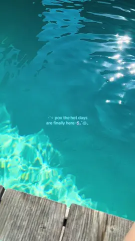 it’s finally hot enough for the pool🍓🌊🥥 #Summer #summeraesthetic #pov #aestheticvideos #aestheticsounds #pool #sea #summerinitaly 