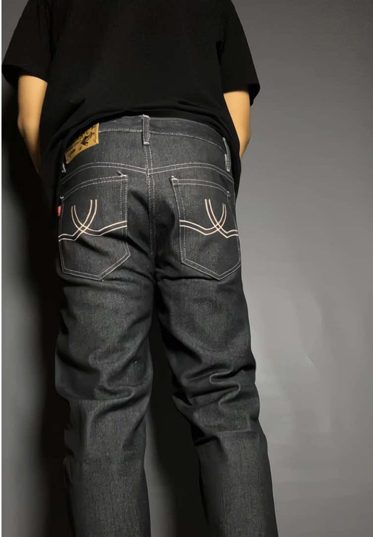 denim salvedge 15oz cuma 90 ribu #denimpants #celanadenim #celanadenimsalvedge #OOTD #denimoutfit #outfit 