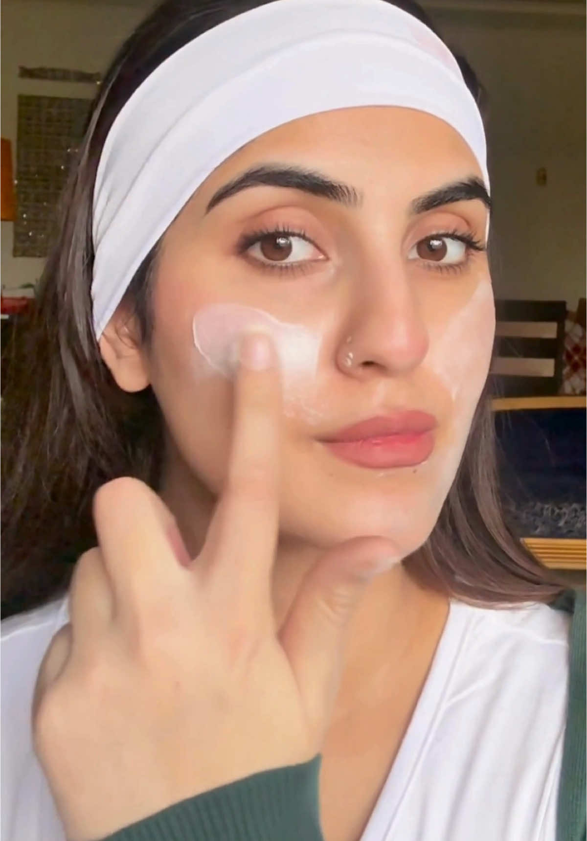 Let’s see the magic of white mask.   #conatural #whitemask #skincare #healthyskin #GlowUp 