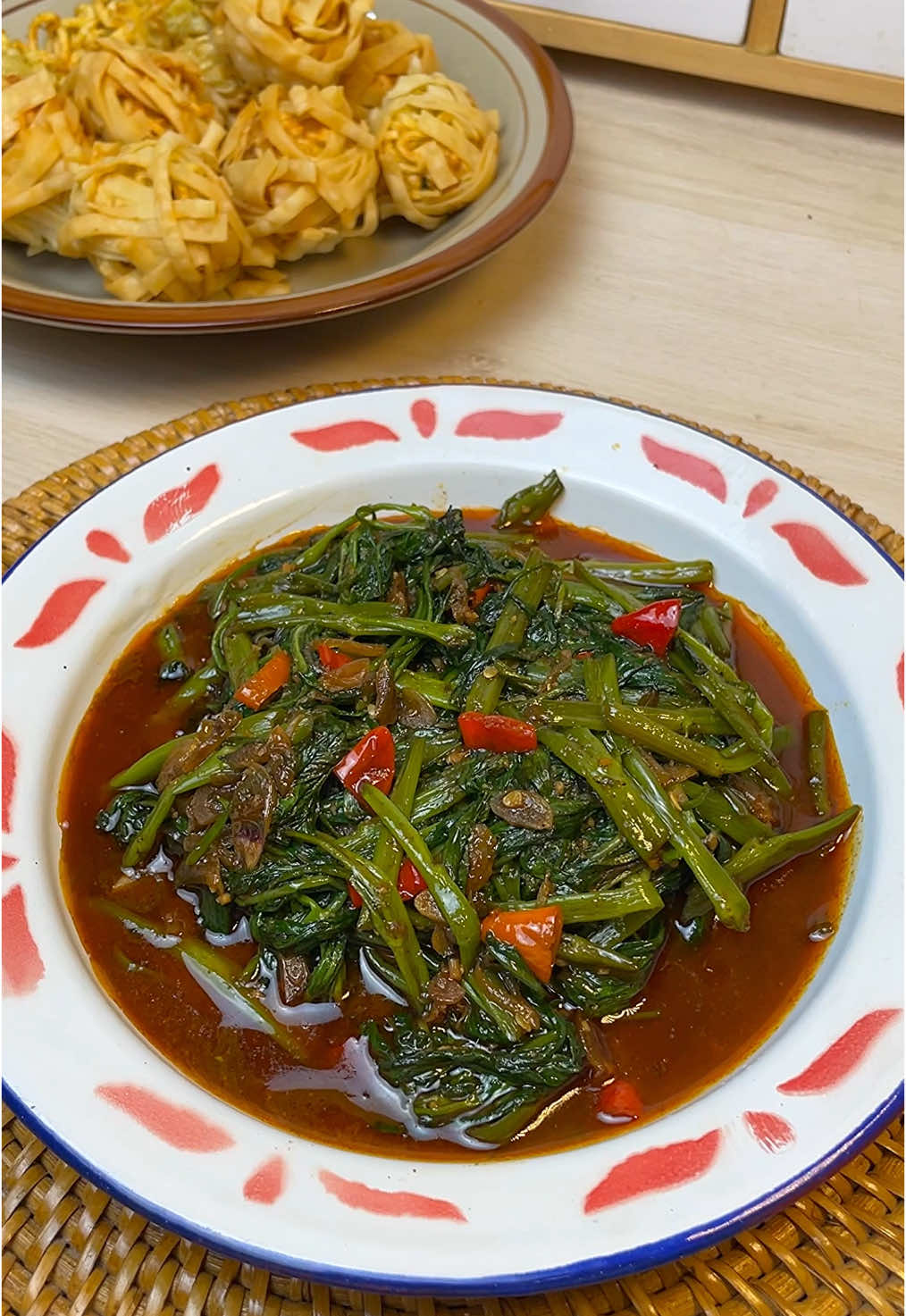 Baru tau ternyata masak kangkung di campur kecap manis enak banget 🤩🤩 #tumiskangkung_satset #resepsatset_rudy #cooking #reseprumahan #simplecooking #menusimple #resepmudahresepsimpel #fyp #fyppppppppppppppppppppppp 