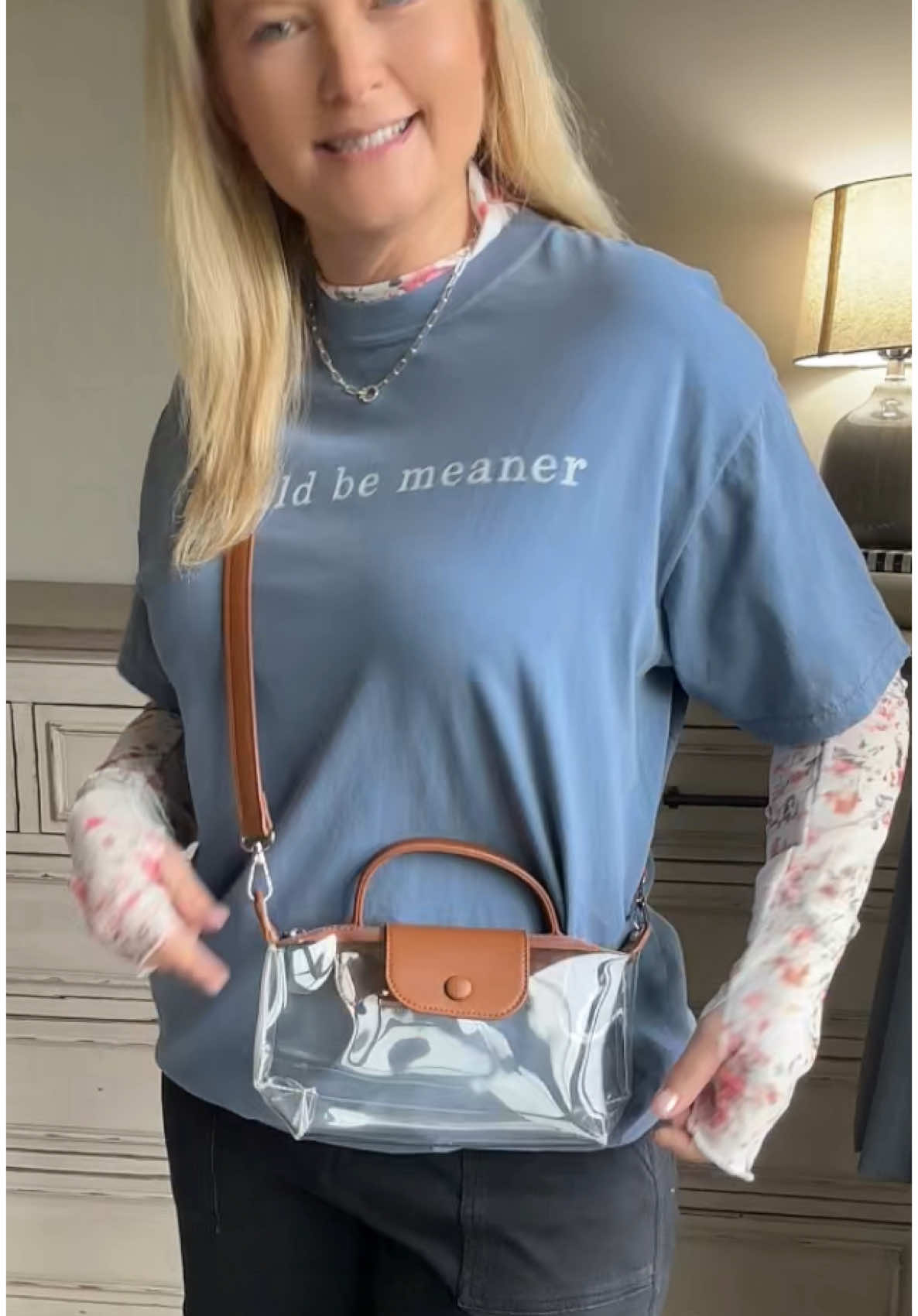 An upgraded look for less!  Everyone needs stadium bag for summer! #stadiumbag #clearbag #crossbodybag #stadiumapprovedbags #clearcrossbodybag #stadium #concerts #concertseason #bostantenbag #bag #womensfashion #purse #crossbodypurse #tiktokshopmothersday #tiktokshopfinds #tiktokshopcreatorpicks @BOSTANTEN.US 