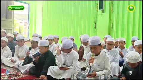 #kalsel #martapura #majlis #viralvideo #fypシ #santrikeren #pondokpesantren #pondokpesantren #darussalammartapura #darussalam #viralvideo #terendingtiktok 