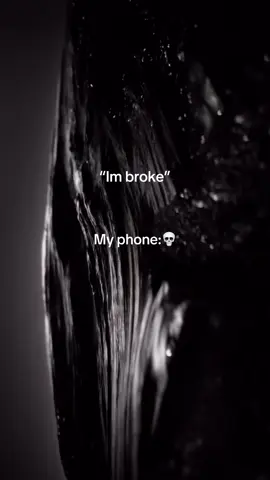 pinag ipunan ko para maka bili netong phone kaya im broke na #iphone #myphone #fypシ゚ #fyppppppppppppppppppppp 