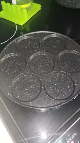 #tiktokshop #soloparati #parati #fypparaty #fyp #🥰🥰🥰🥰❤️❤️❤️ #🥰🥰🥰🥰❤️❤️❤️ #7Hole Pancake Pan, Non Stick 