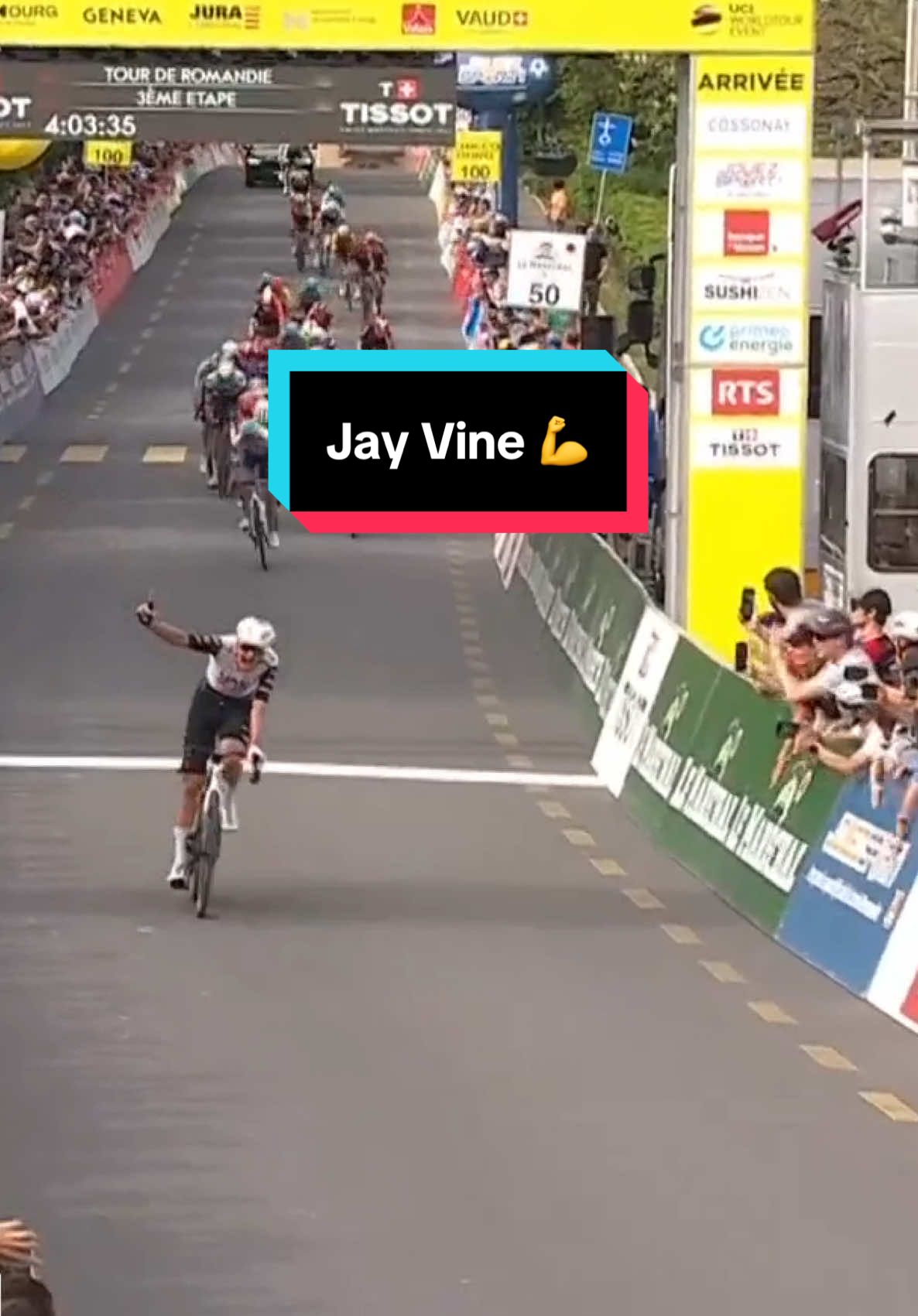 JAY VINE POWERS TO THE WIN 🙌 A strong attack inside the final kilometre saw the Australian hold off the peloton to take the victory at Tour de Romandie 💪 #cycling #roadcycling #romandie