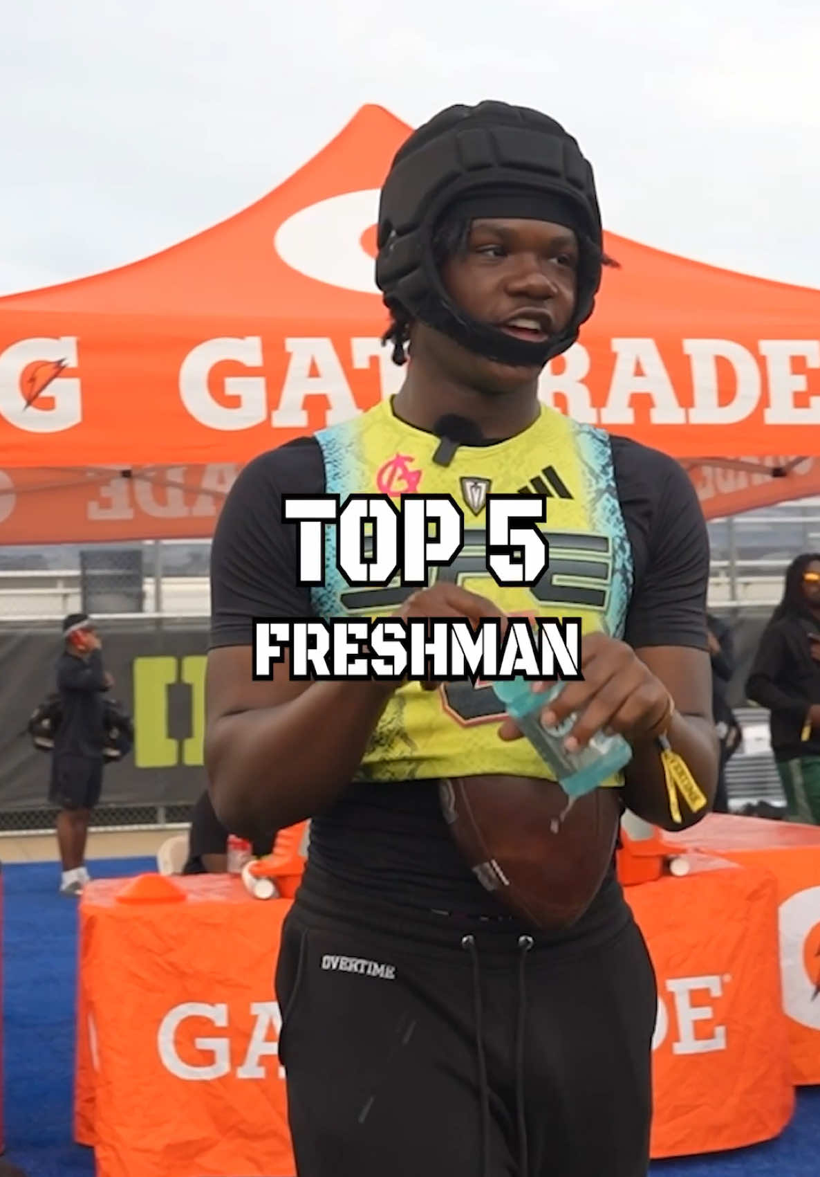 Freshman be built different these days 😳 #ot7 #7v7 #football #d1 #freshman #insane 