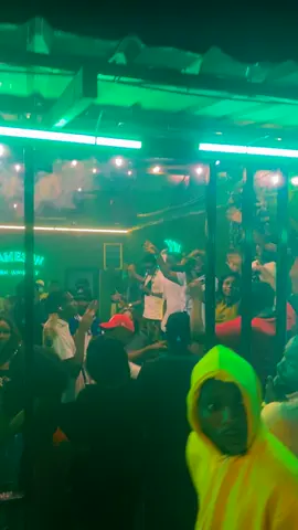 Le mooodiiii est bon #pima#kinshasa🇨🇩 #congolaise🇨🇩 #pourtoii ##visibilitétiktok #viral_video #brazzavillecongo242🔥🔥🇨🇬🇨🇬🇨🇬🇨🇬 #pimabar 