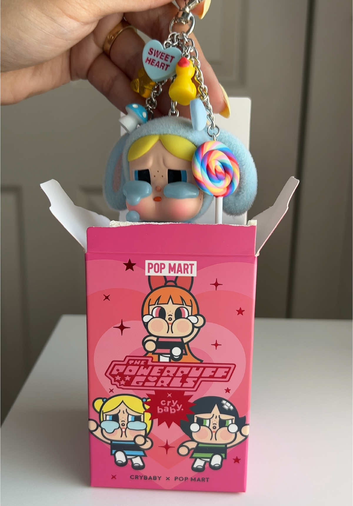CRYBABY POWERPUFF GIRLS ♥️ #popmart #blindbox #viral #foryou #viralvideo #fyp #labubu #foryoupage #diykeychain #popmartunboxing #popmartcrybaby @POP MART US 