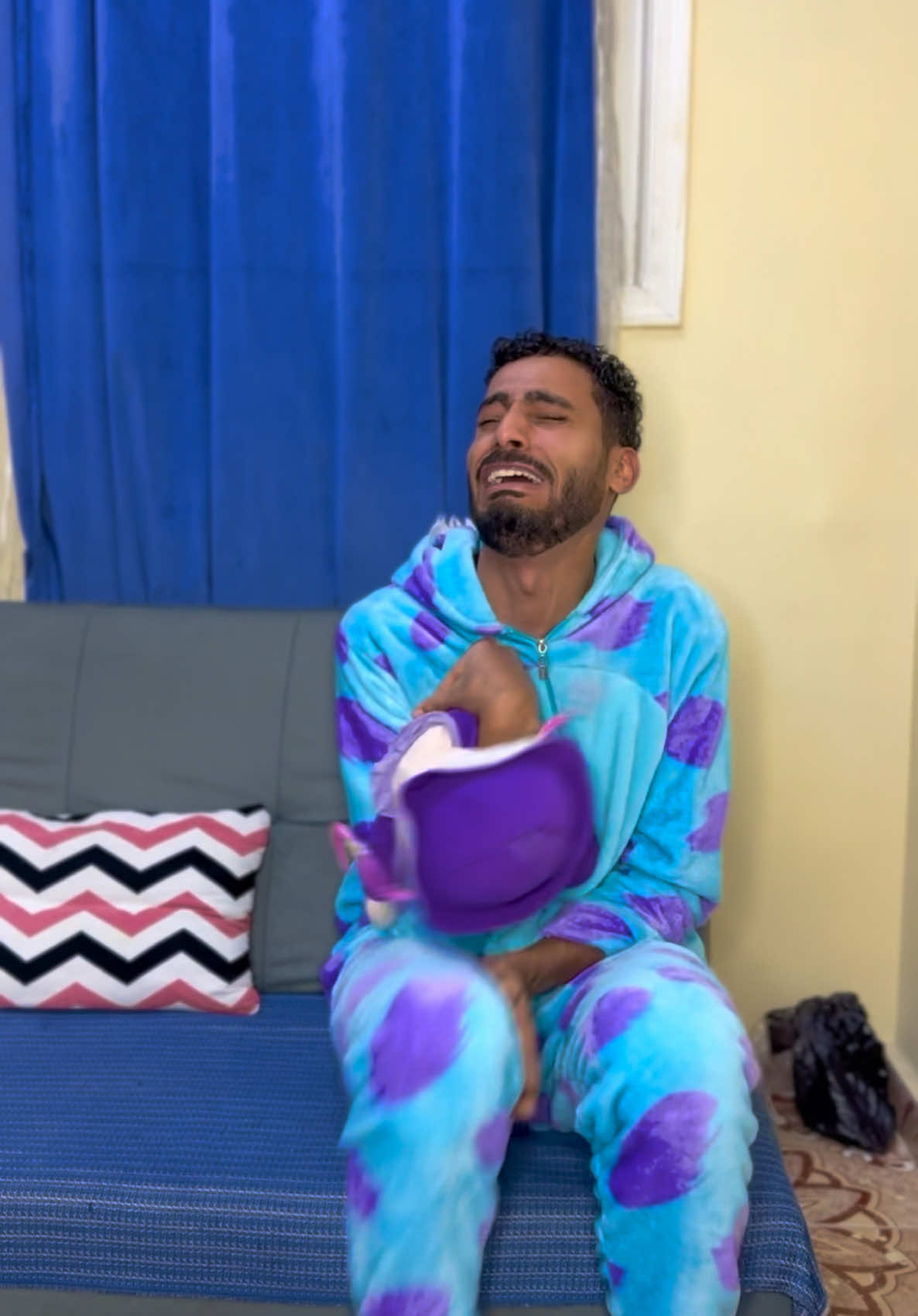 لما تقلب قناه الاطفال الي اخوك بيتفرج عليها😂🤦‍♂️#احمد_تيكا 