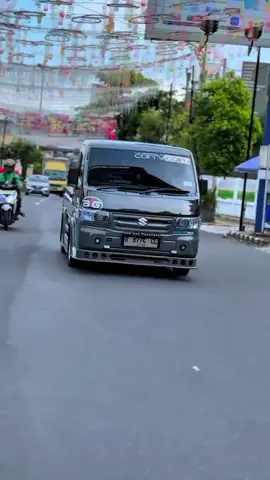 mumpung belum ganti konsep baru titip vidio ini nggih @Mas_El 🤭😁 #mobilpickupindonesia #mobilpickup #senangliatoranglainsenang #pickupmodifikasi #pickupline #newcarryindonesia #suzukicarryclubindonesia #suzukinewcarry #newcarrymodifikasi 