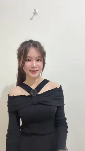 kamu memang yg pertama cintaa🫰🏻🫨