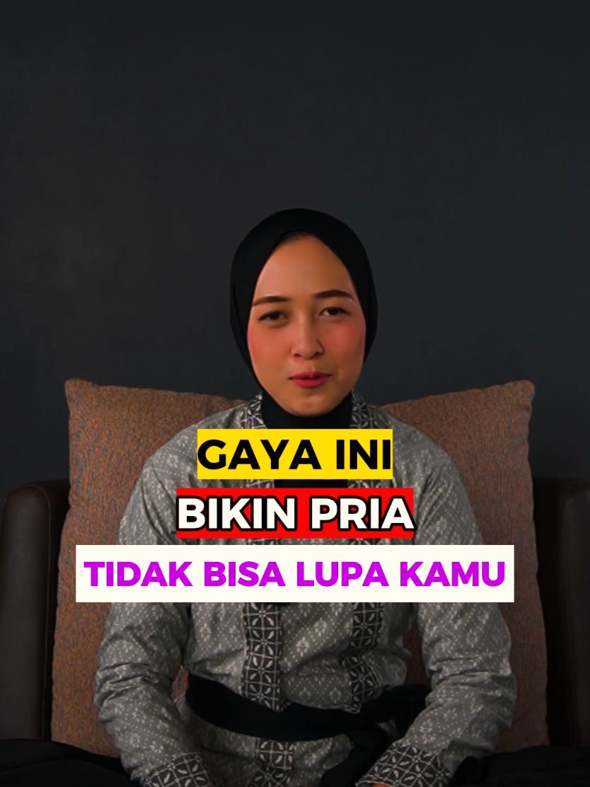 Gaya lembut + penuh power = pria gak bisa lupa kamu. Itu bukan kebetulan… tapi ENERGI. Mau tahu cara aktifinnya? #GayaYangMelekat #EnergiPesona #FemininePower #MagnetCinta #MustikaDewiAura #AuraWanitaElegan 