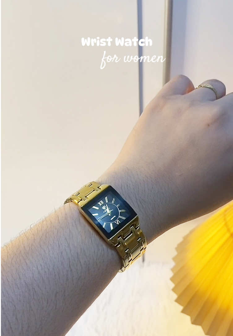 perfect accessory to complete your outfit ✨ Wrist watch from Liebig ✨ #liebigwatch #wristwatch #watchforwomen #waterproofwatch 