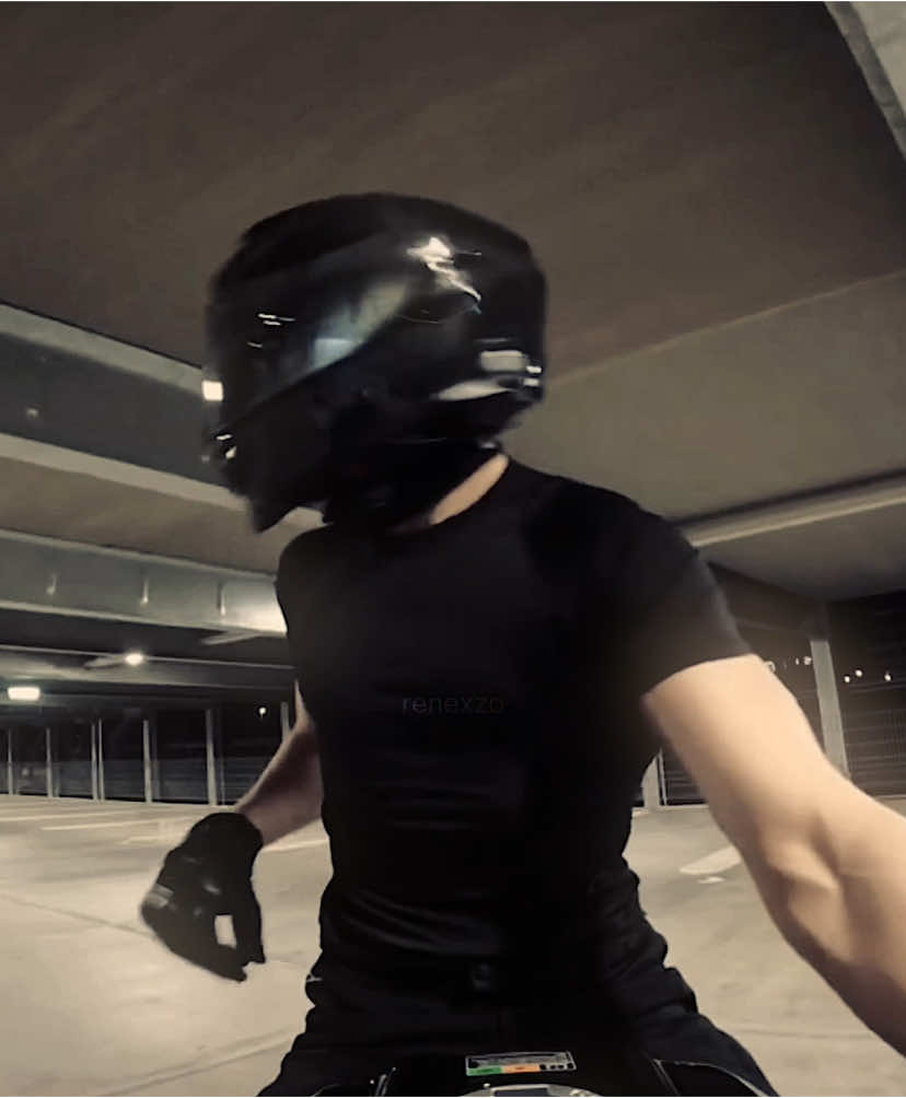 so sorry that i haven’t posted more!😢 || @CYSGrides @Official Video Star || #renexzo #fyp #fy #fypage #videostarpro #videostar #biker #tiktokedit #makemefamous #makemeviral #edit #cysgrides 
