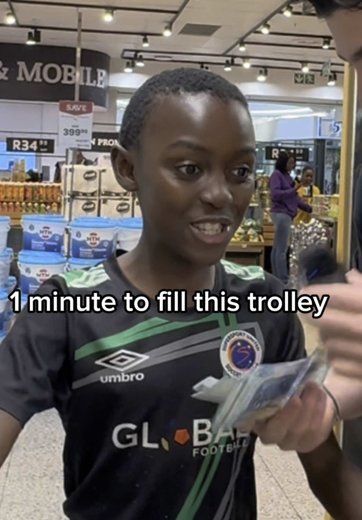 R1000 or 1 minute to fill trolley ?