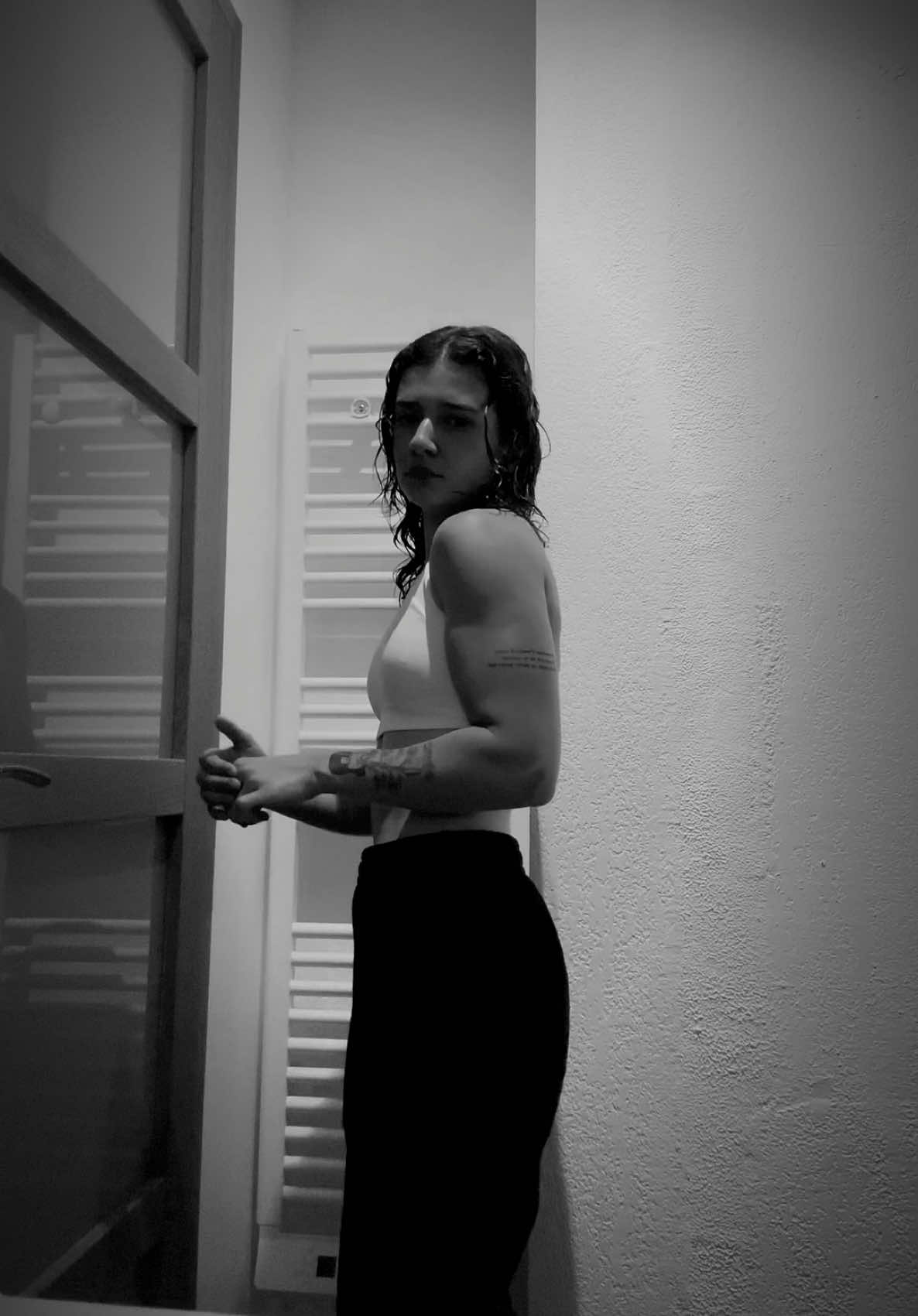 hop petite apparition et je reviens dans 1 mois #pourtoi #wlw #fakebody 