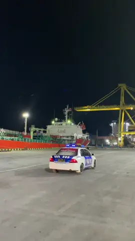 #sibasurya #sibasurya_punya_cerita #sibasuryaviral #semarang #jasatransportasi #sibasurya #faw #trailer #lowongankerja #lowongankerja2025 