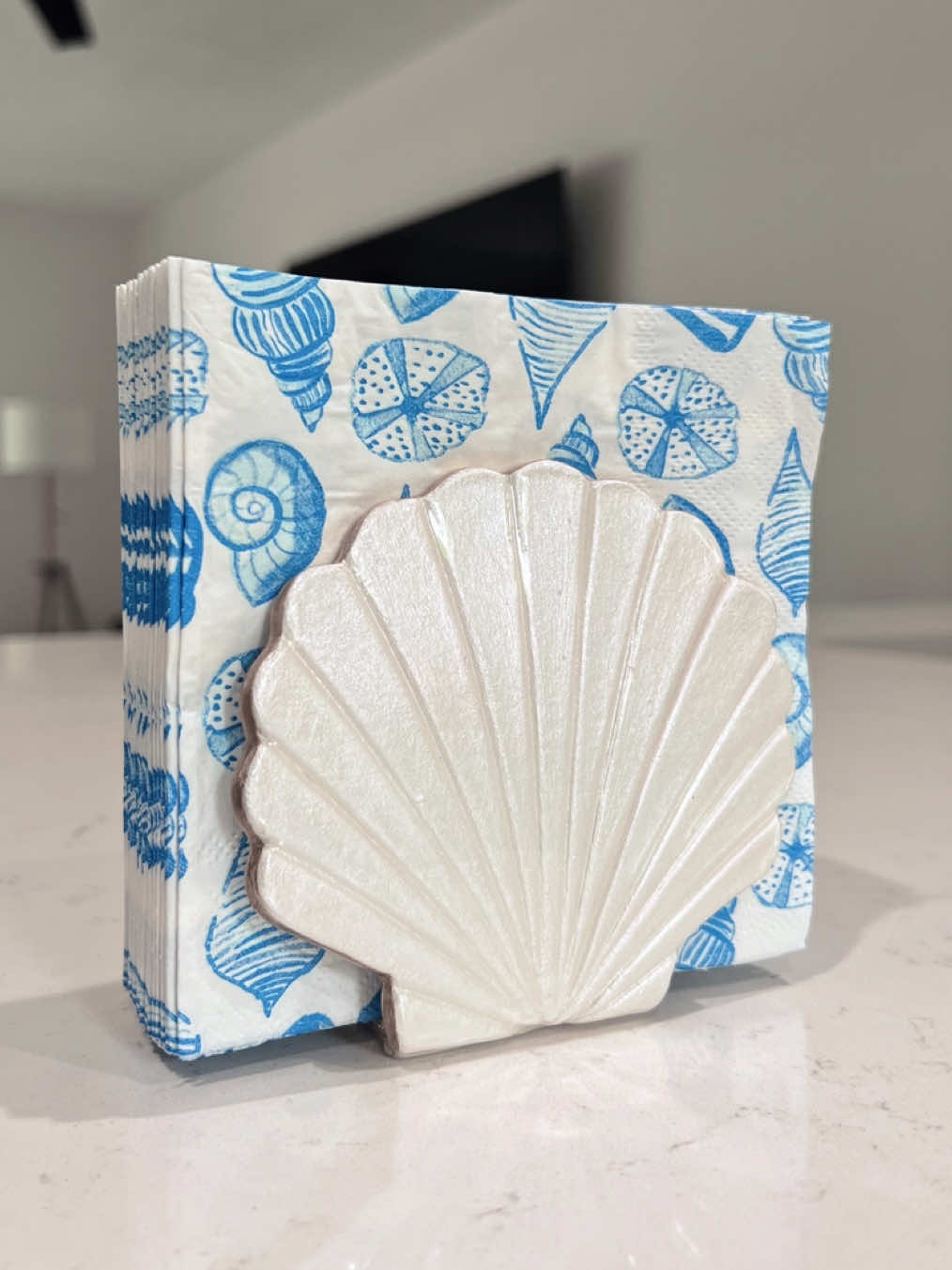 fresh block of cream cheese 🐚  #airdryclay #airdryclayideas #DIY #napkinholder #shell #craft 