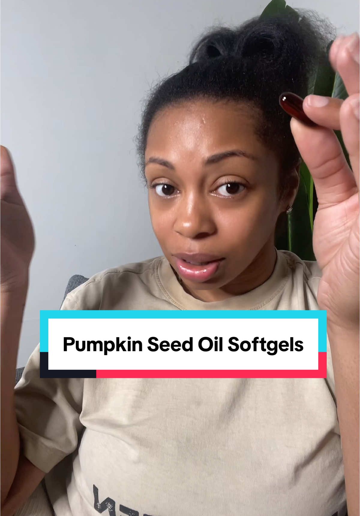 Pumpkin seed oil blocks DHT … the hair loss hormone… lets get your hair back thicker and healthier #pumpkinseedoil #hairlossremedy #hairlosssolutions #hairgrowth #hairgrowthproducts #hairgrowthtips 