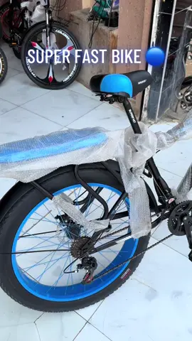 عجلة دبابة  SUPER FAST BIKE 🔵 Super size 26 • 21 SPEED • Tire size 400 • Padded back seat • Front basket • Disc brakes • Front assistant • 26 inch rims • Suitable for lengths from 150 to 200 #capcut #foryou #fyp #bike #foryoupage #بسكليت #عجل #عجله #bicycle #bmx #نيجر 