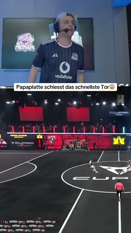 Papaplatte Team schiesst das schnellste Tor in der kings league #papaplatte #bastighg #kingsleague #fyp 