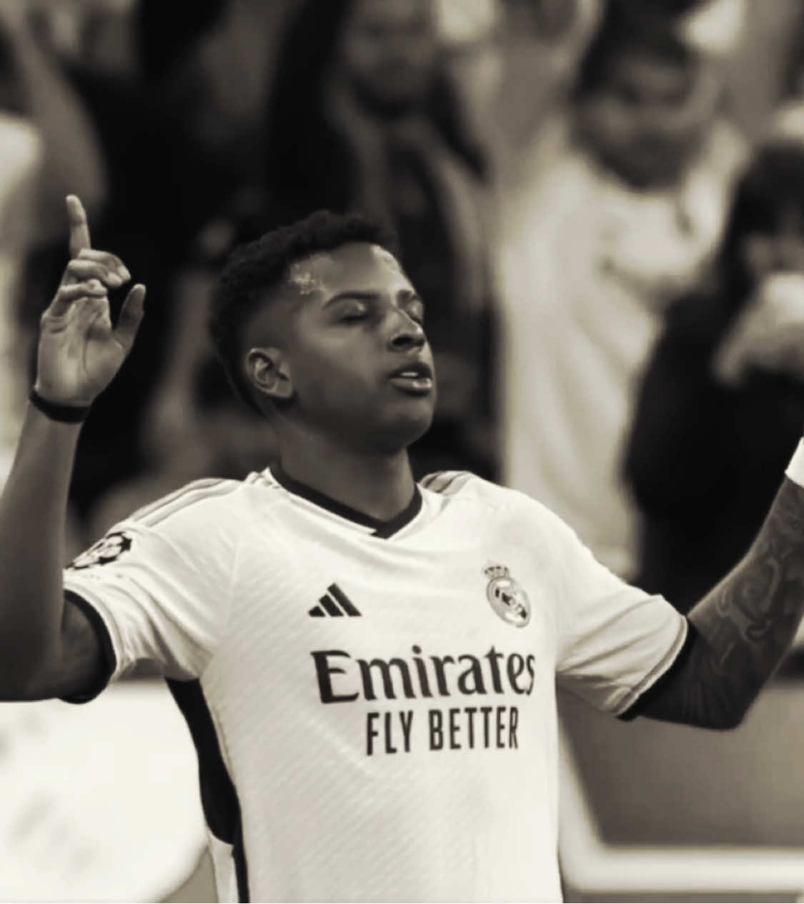 THANKS FOR EVERYTHING RODRYGO💔😔 #creatorsearchinsights  #rodrygoleavingmadrid #rodrygo #realmadrid #sad #foryou #💔⚽️ @Real Madrid Info 