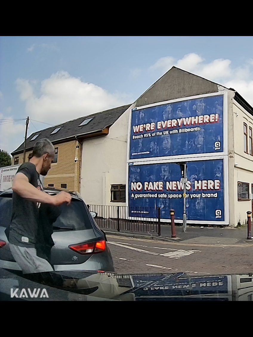#fypviralシ #foryoupage #fyp #dash #dashcam #dashcamvideos #dashcamfootage #dashcamera #dashcamuk #closeone #closecall #closecalls #runover #woah #stop #brake #braketest 