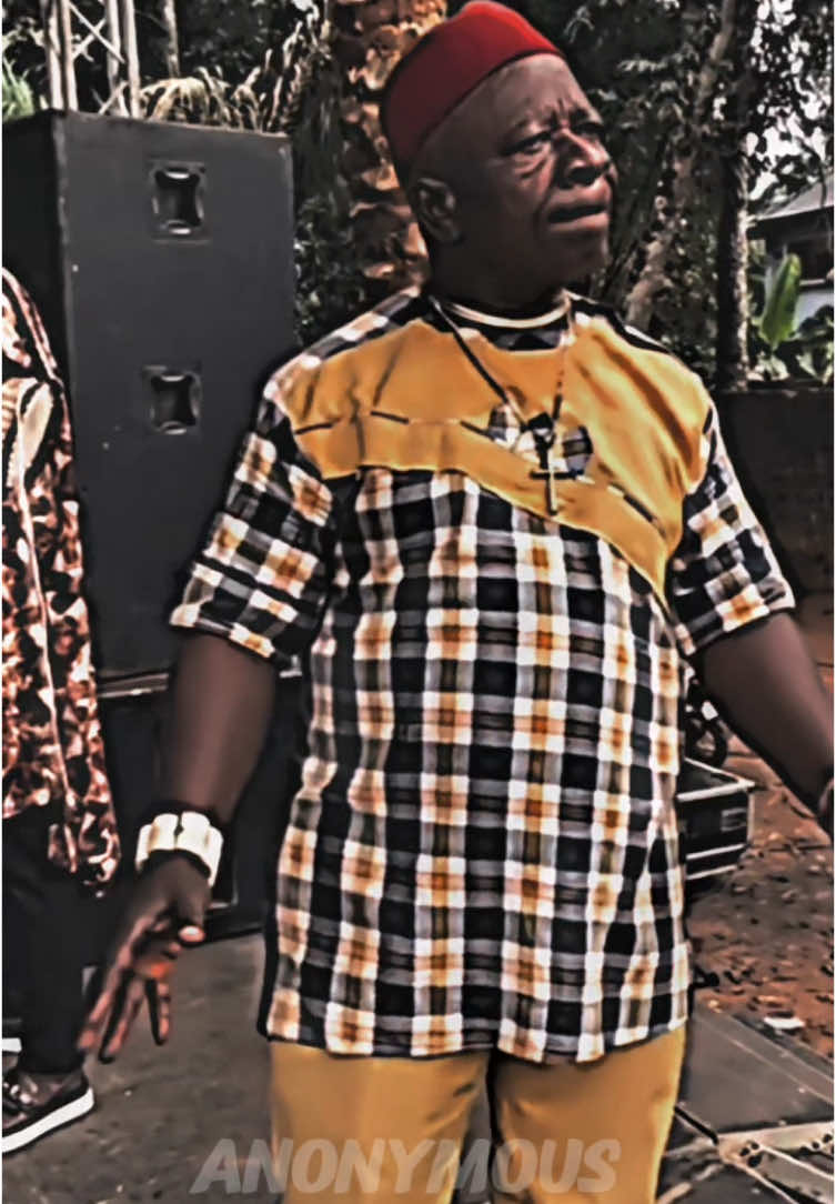 WHY NA😔… she did him dirty🥺 Jesus!! Bro will surely stop following her😂😂 @BlaqBonez @Kizz Daniel  #blaqbonez #kissing #followher #kizzdaniel #afrobeats #Relationship #boyfriendandgirlfriend #fyp #relatable #nigeriatiktok🇳🇬🇳🇬🇳🇬 