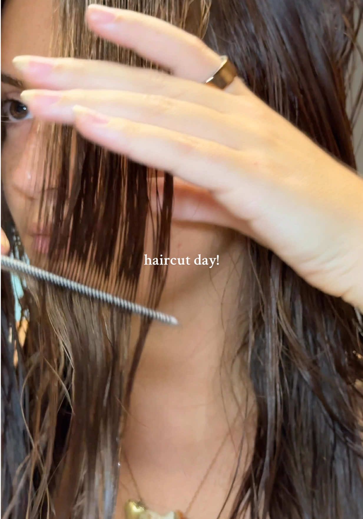 i have trust issues so i do everything myself 😇  #hairtok #diyhair #hairgloss 