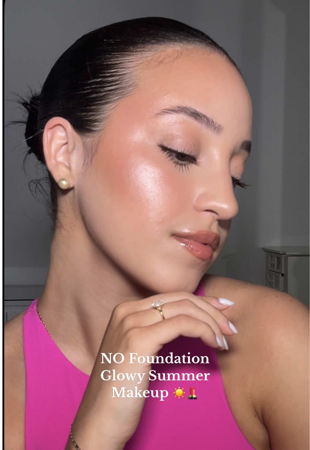 Summer Glowy Skin that will LAST ☀️💄 took inspo from @Allie Horta 🤍 . - @cocokind Lip Balm - @Saie Glowy Super Gel - @Iconic London Underglow Blurring Primer - @Kosas Color Corrector / Pink Loose Powder / Baked Blush - @Milani Cosmetics Conceal & Perfect Concealer / Liquid Highlighter / Lipliner - @caliray beauty Serum Bronzer - @Haus Labs by Lady Gaga Glassy Blush Balm Stick - @Tower 28 Beauty Pressed Powder - @Morphe Cosmetics Cloud Light Powder - @Fenty Beauty Demi Glow Highlighter  - @L’Oréal Paris Brow Lamination Gel / Infallible Setting Spray  - @Maybelline NY Brown Sky High Mascara  - @Gisou Lip Oil . . . . #glowy #glowyskin #GlowUp #glowymakeup #longlastingmakeup #summermakeup #nofoundationmakeup #nofoundation #mua #makeupartist #promua #southfloridamakeupartist #oilyskinglowymakeup 
