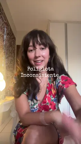 Espelho espelho meu, qual a próxima língua vou inventar de aprender ? #poliglota #idiomas #ingles 