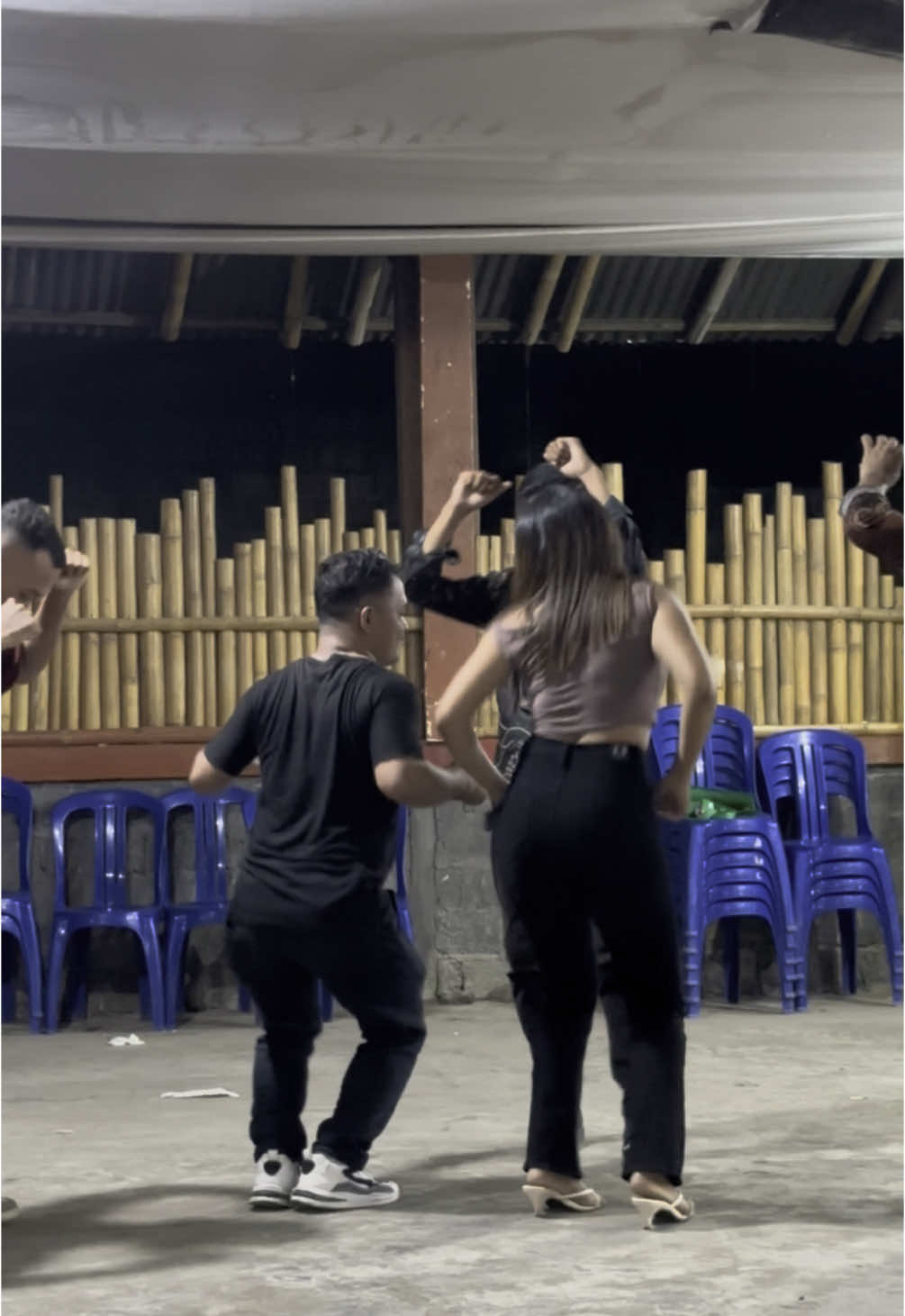 Terlalu gaga kaka #fyppppppppppppppppppppppp #nttpride🏝🔥 #nagekeo #nagekeo_ntt #kakoel #party #rakattimur #goyangsantuy 