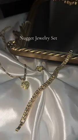 Necklace, ring and Bracelet Set- all gold plated #nugget #nuggetring #nuggetjewelry #jewelry #joyeria #orolaminado #goldplatedjewelry #goldplated #tiktokmademebuyit #tiktokshop #corazon #fyp #cielitojewerly #fyp #fy #joyeriamexicana #tiktokpartner #trending #viraljewelry #jewelryset #ring #bracelets #necklaces #braceletstacks #jewelrybusiness #jewelrytiktok #fresitas🍓 #creatorsearchinsights #TikTokPromote 