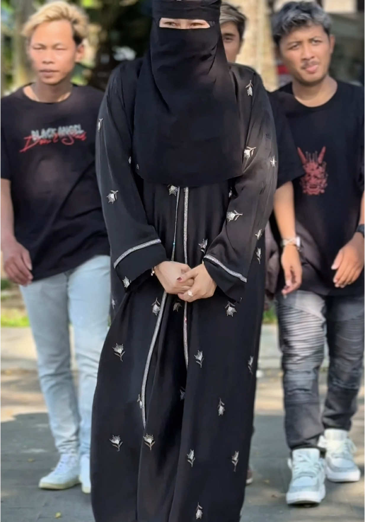 Jangan pernah merendahkan orang lain@Fatim Azzahrah @Zul imam199 @Mas Budi @syahrulhikmal10 @Madizen_🔥⚡️ @Raja alfaritsi #gcr_team 