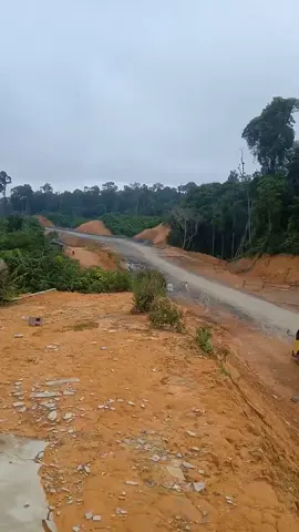 🤔#trukkalimantanpunyacerita #truktanjungtabalong #murahnikmatlezat #masukbranda #viral #fyzbca #fypシ゚viral #lintaskalteng_drivermuda_punyacerita #drevermuda #lintaskalteng #seminconch