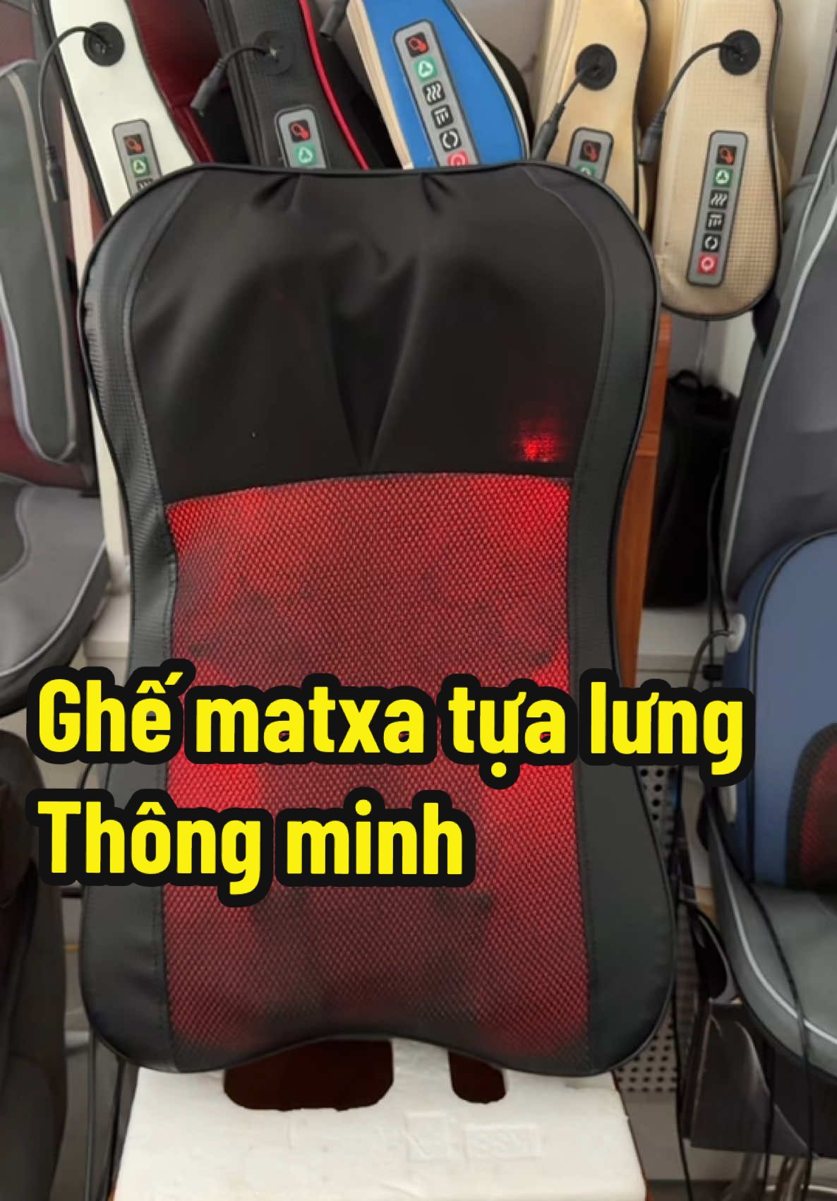 Ghế matxa tựa lưng thông minh ,dành cho các bác hay đau mỏi cổ vai gáy lưng ,cực kì êm#minhlathao #xuhuong #maymatxacovaigay #goimassagehongngoai #maymassalungthongminh 
