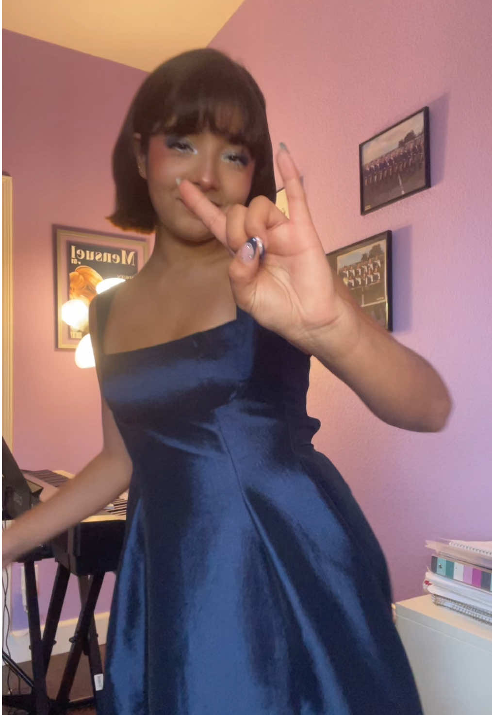 🦕 #sheworeblue #blue #bluedress #dress #promdress #bluepromdress #promtransition #prom 