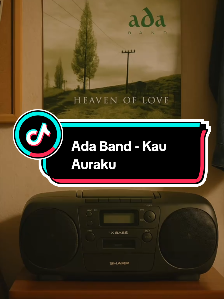 Ada Band - Kau Auraku, “Kau auraku… pancarkan sepercik harapan.” Lagu ADA Band – Kau Auraku ini bukan cuma soal cinta biasa. Ini tentang rasa yang udah menyatu dalam jiwa, dalam darah, dalam langkah. Rilis tahun 2004, lagu ini cocok buat kamu yang ngerasa: “Gue gak tahu kenapa, tapi kalau bareng dia… dunia rasanya pas.” Siapa di sini yang pernah dikirimin lagu ini lewat infrared dan langsung naksir balik? 😆 #AdaBand #KauAuraku #LaguNostalgia #TikTokRadio #RadioJadul #CintaTulus #LaguRomantis2000an #CintaDalamDarah #FYPNostalgia #BluetoothVibes