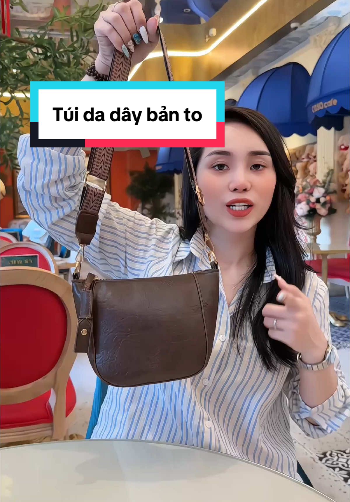 Túi đeo chéo dây dù mềm bản to mang êm nha#xuhuong #hongtiny #tui #tuixinh #tuixachnu 
