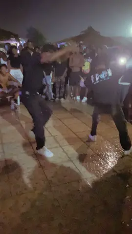 @L’assurance totale 🥱😇🚶‍♂️ @KC DANCE ACADEMY 🕺💃 