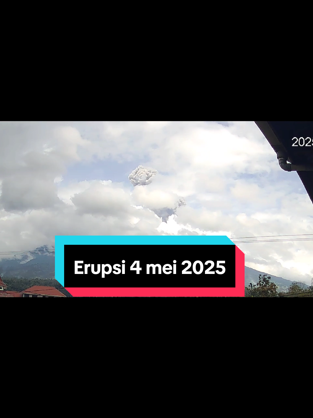 Gunung Merapi kembali erupsi 4 Mei 2025 pukul 13.32 #gunung #gunungmarapi #erupsi #infosumbar #kababukittinggi 