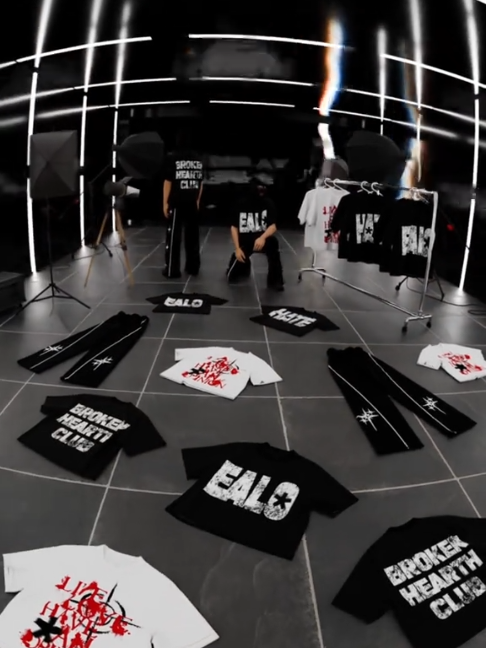 wanna make some cool video campaign for your brand??? just hit me up on dm !!!! #3danimation #3dfashion #streetwear #localbrand 