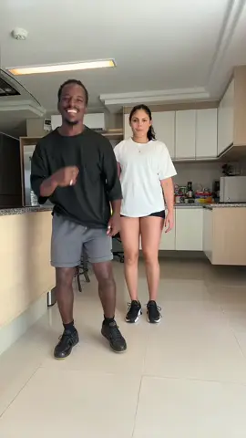 Intento #2 🤭🤪 @joseph caculo dias #fyp #tiktokcolombia #viral #medellin🇨🇴 #dance #learning 