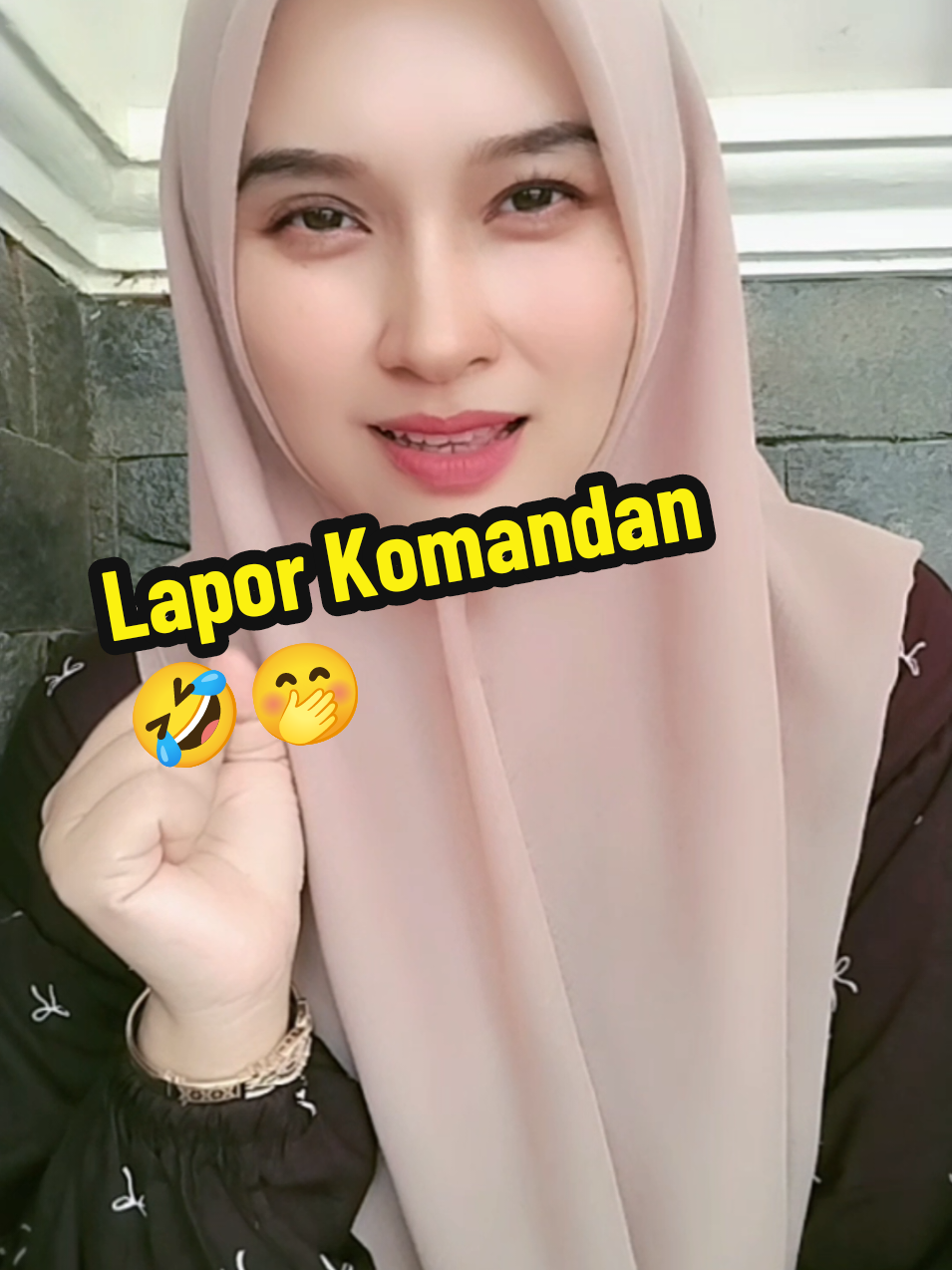 Lapor Komandan 🤭🤣#lucu #lucuk #momresinda 