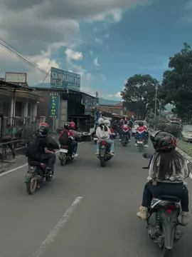 Maju dan terus berkembang👐🏻🇱🇺#studentmoonrakergarut👐🏻🇳🇱 #moonrakergarut🇳🇱👐 #moonrakerindonesia🇳🇱👐 