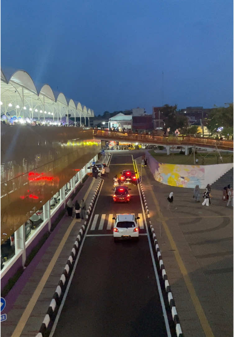 kapan kamu ke alun alun ciamis ?? 🤭 #fyppppppppppppppppppppppp #viralvideo #viraltiktok #alunalunciamis #Ciamis #masyaallahtabarakkallah 